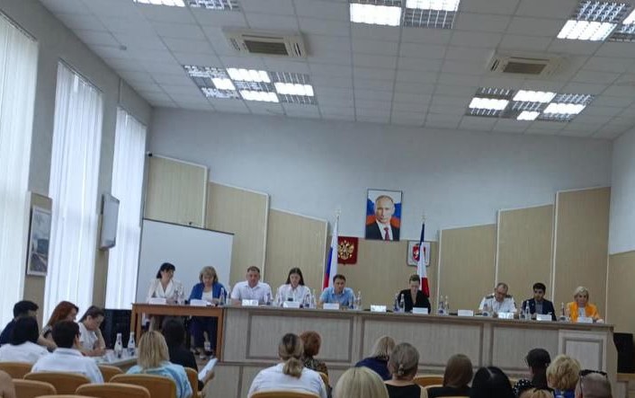 https://rlkrk.ru/wp-content/uploads/2025/06/photo_2025-06-20_10-13-27.jpg